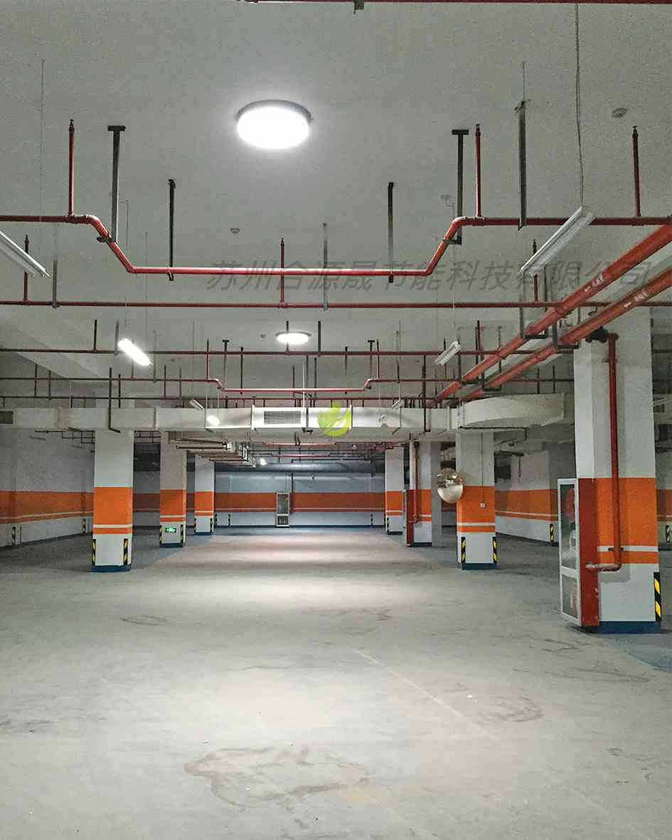 华隆广场地下车库太阳导光管照明系统使用案例03