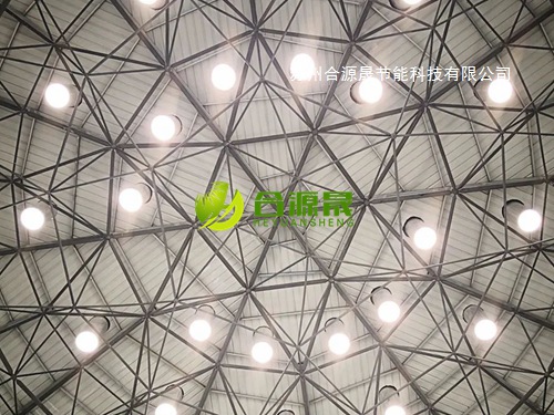 西南空管崇州导航台光导管照明使用案例03